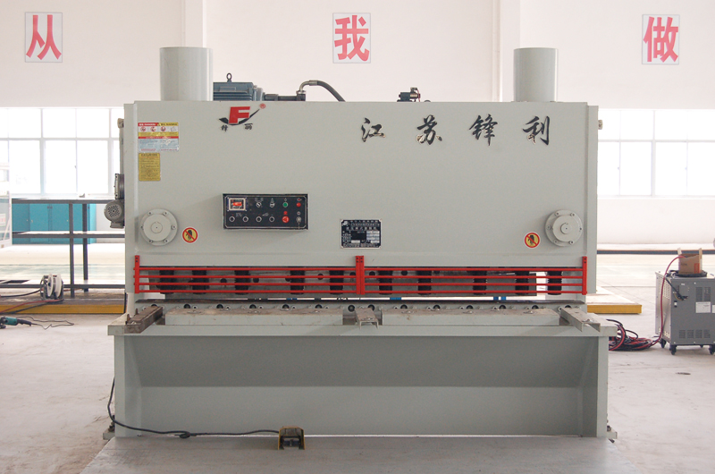 cw11y-20-2500液压剪板机